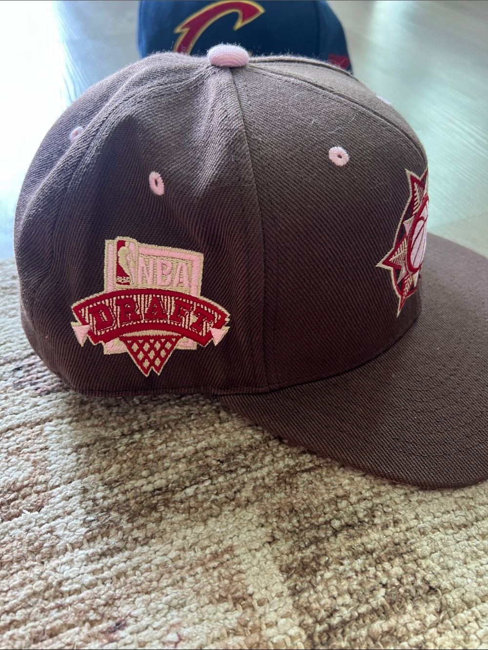Fitted hats set of 4, like new, vary in sizes and can be sold separately - Picture 3 of 5